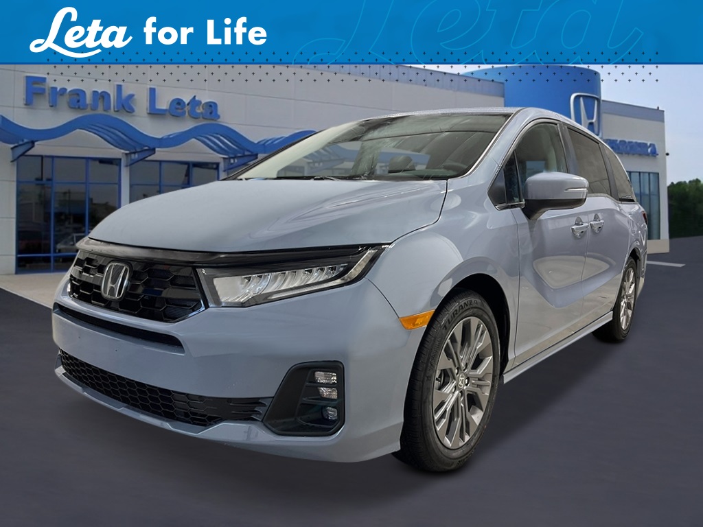 2026 Honda Odyssey Touring's photo
