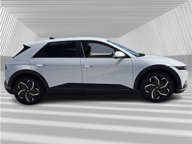 2022 Hyundai Ioniq 5 SE photo 3