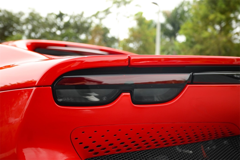 2025 Ferrari 296 GTB photo 15
