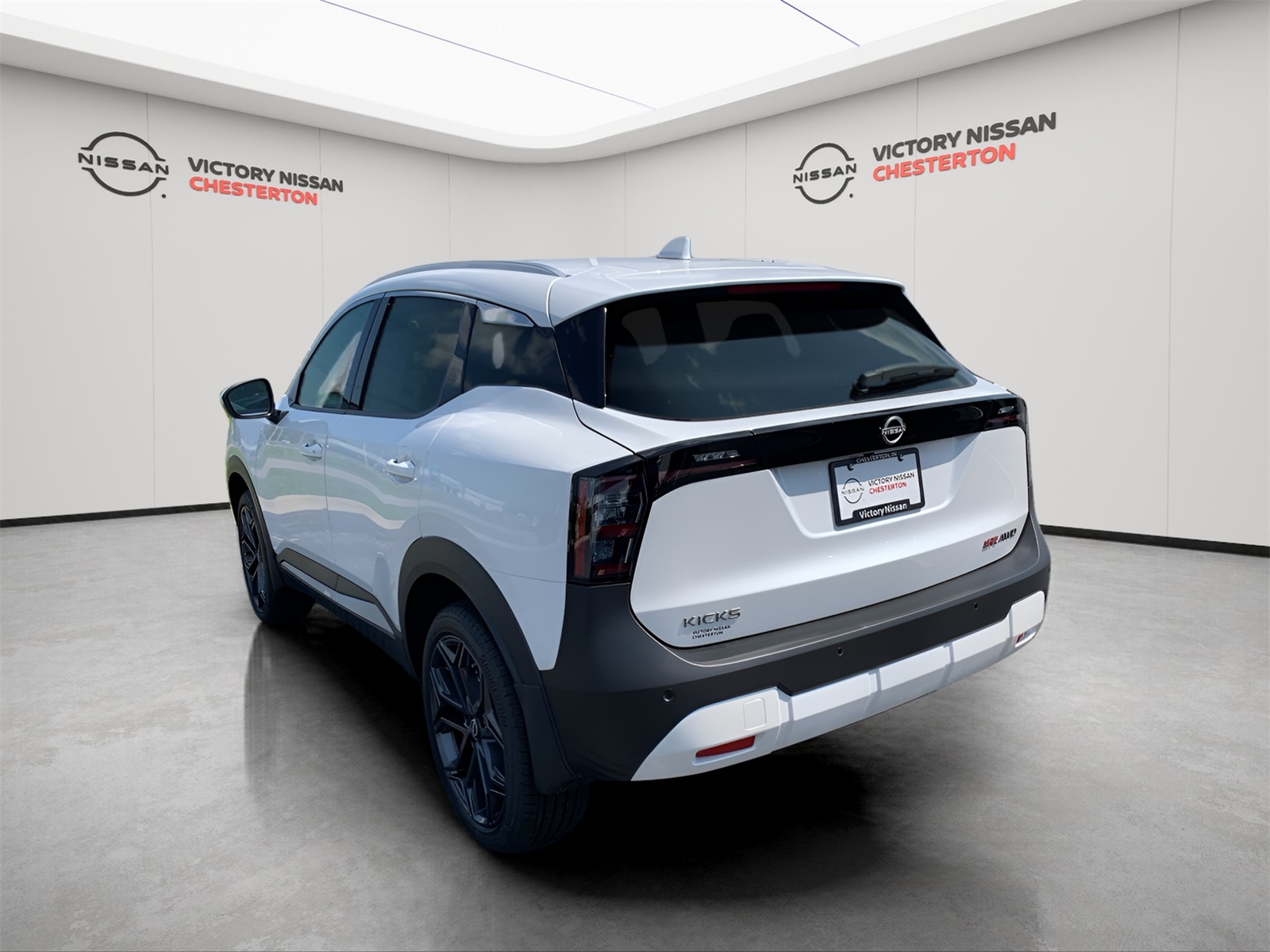 2025 Nissan Kicks SR photo 3