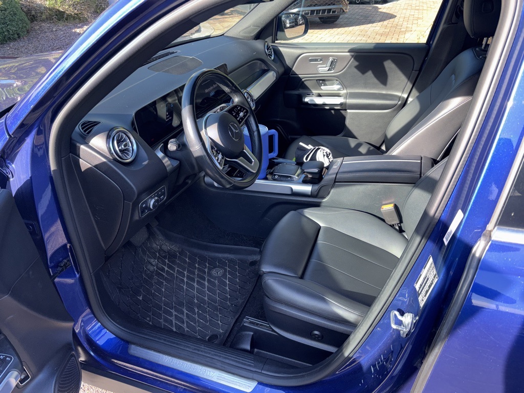 2021 Mercedes Benz GLB 250 4MATIC photo 4