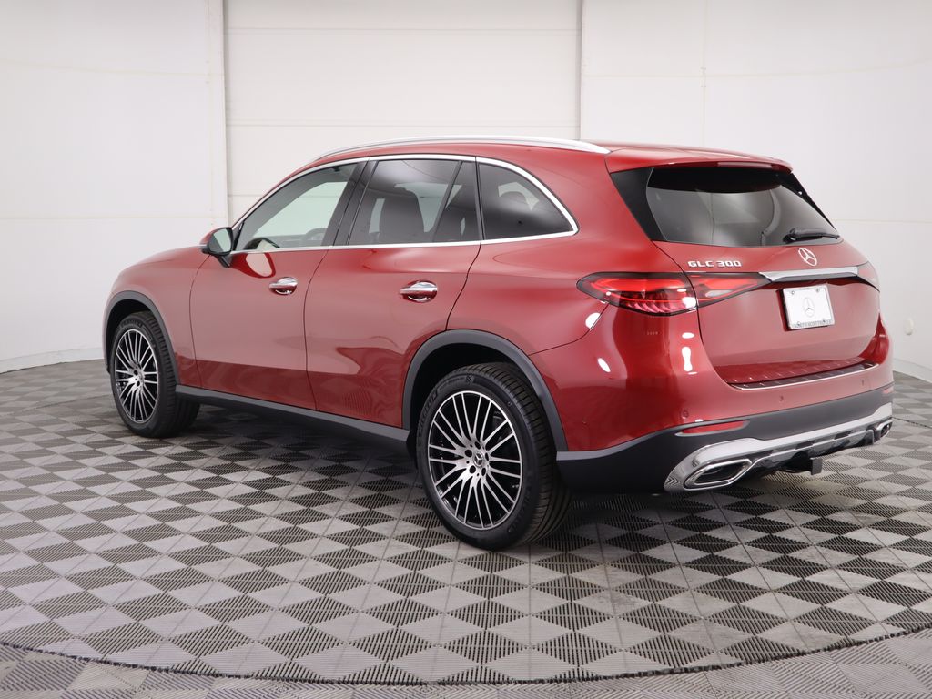 2026 Mercedes Benz GLC 300 photo 7