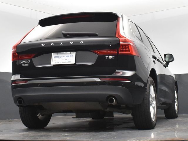 2021 Volvo XC60 T5 Momentum photo 22