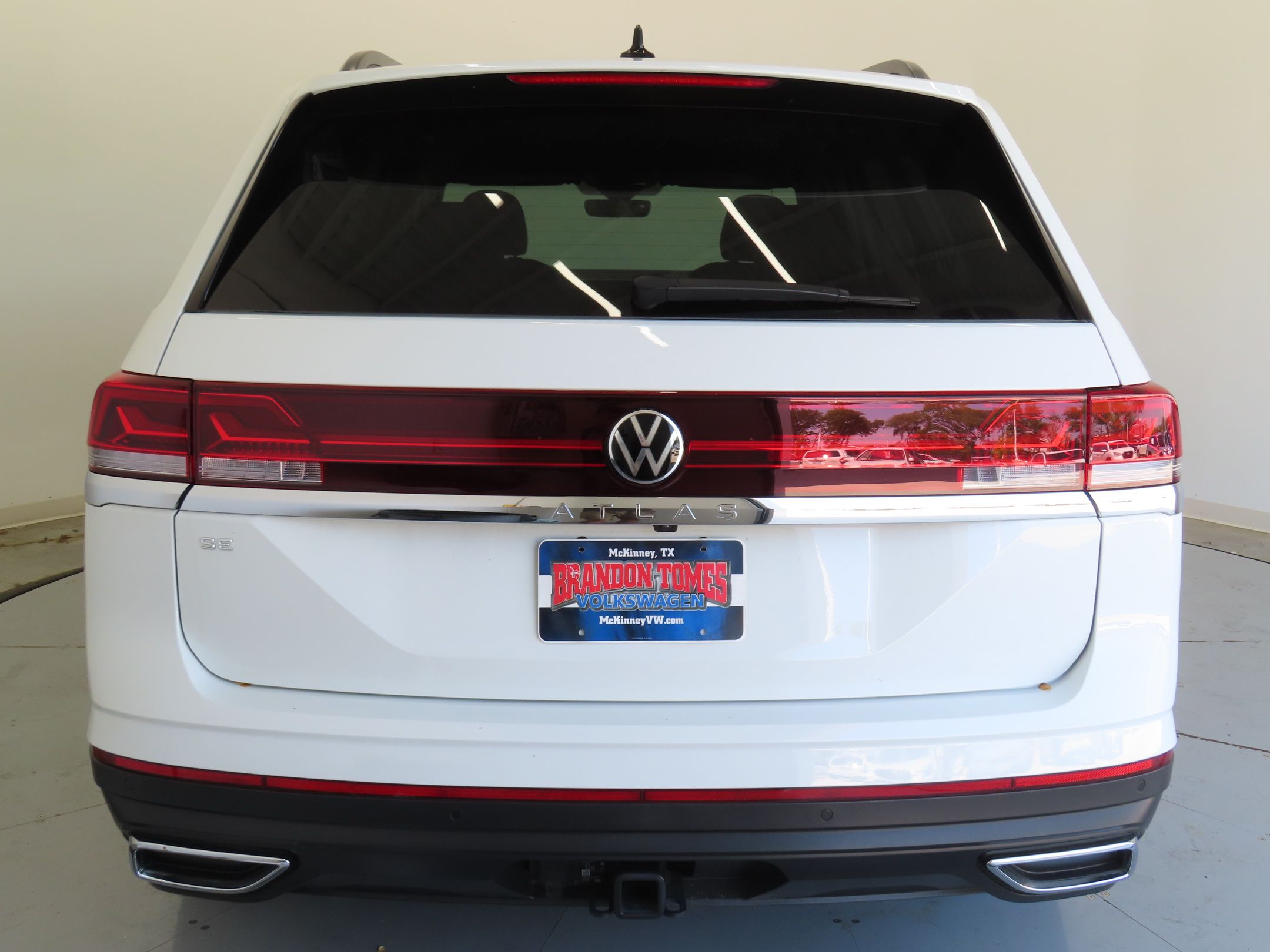 2025 Volkswagen Atlas SE Technology photo 4