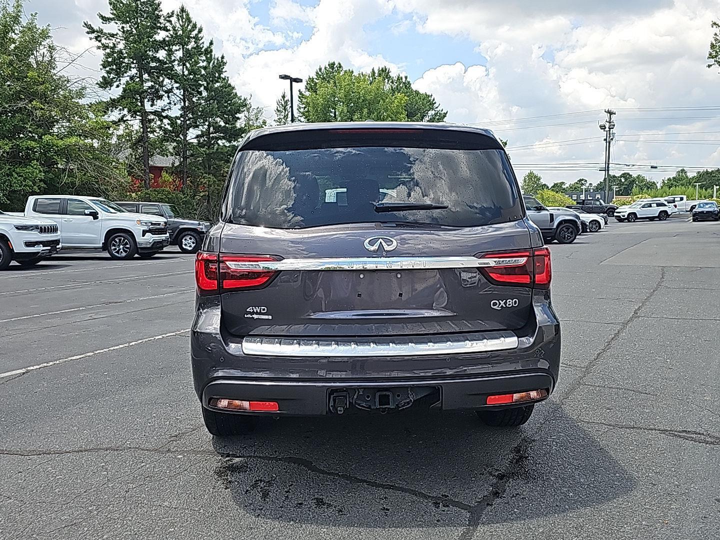2024 Infiniti QX80 Luxe photo 5