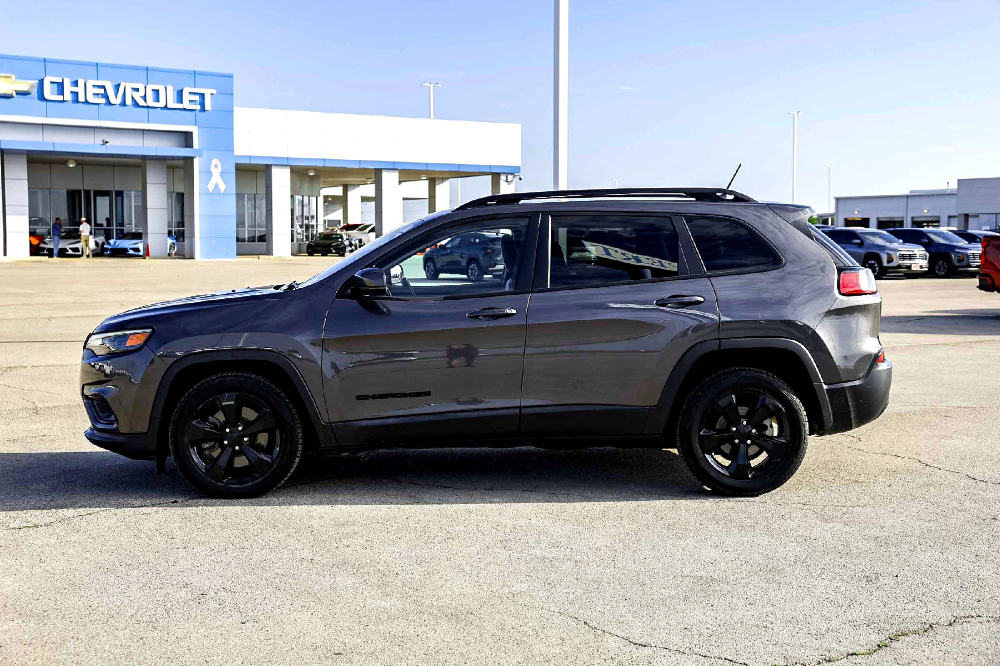 2020 Jeep Cherokee Altitude photo 3