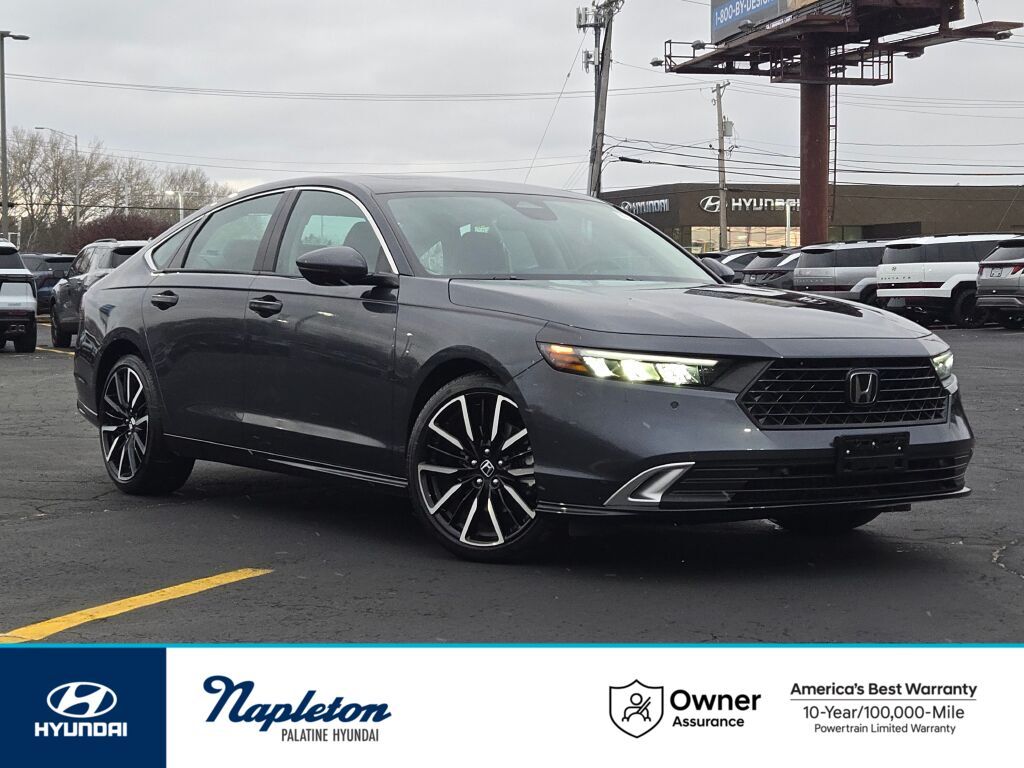2025 Honda Accord Hybrid Touring's photo
