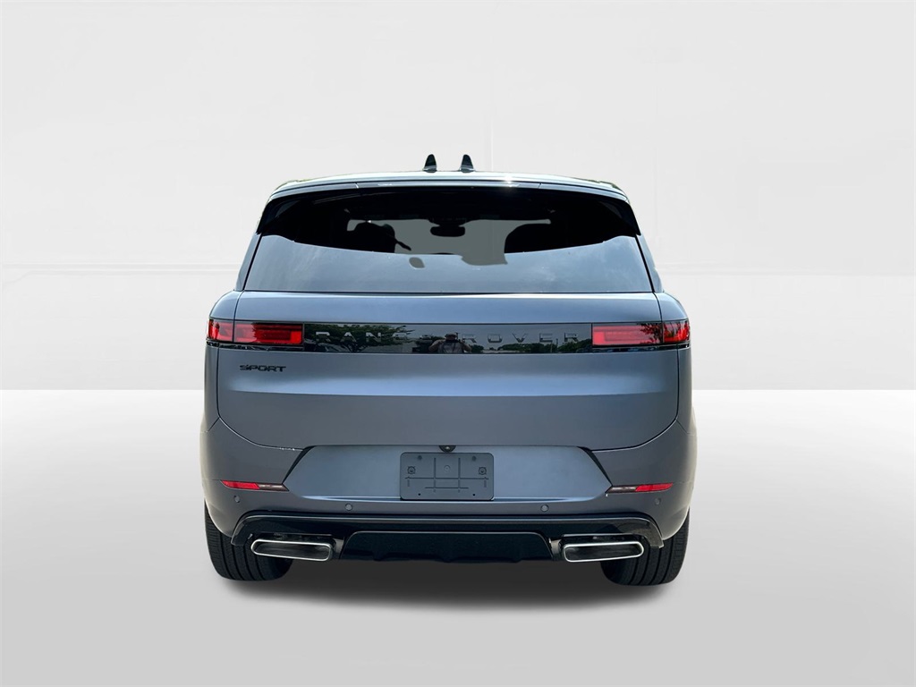 2025 Land Rover Range Rover Sport SE photo 3