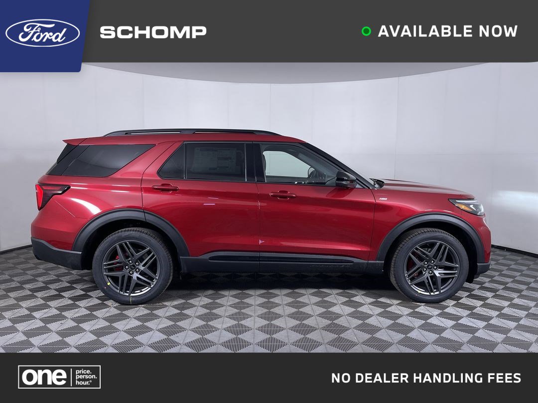 2026 Ford Explorer ST-LINE's photo