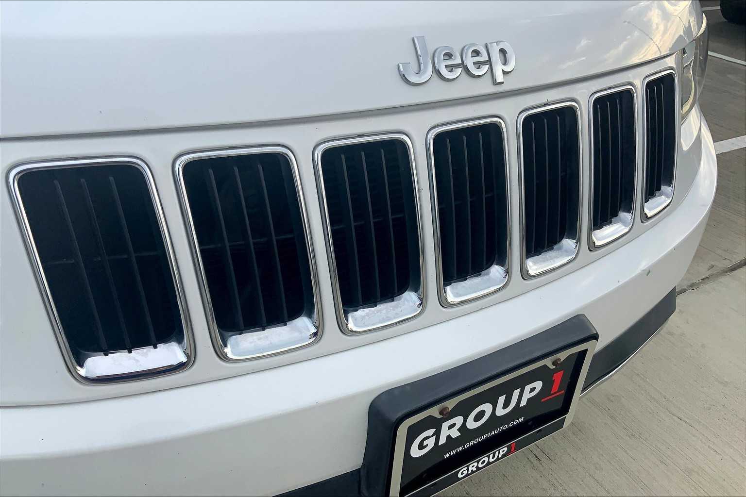 2015 Jeep Grand Cherokee Limited photo 26