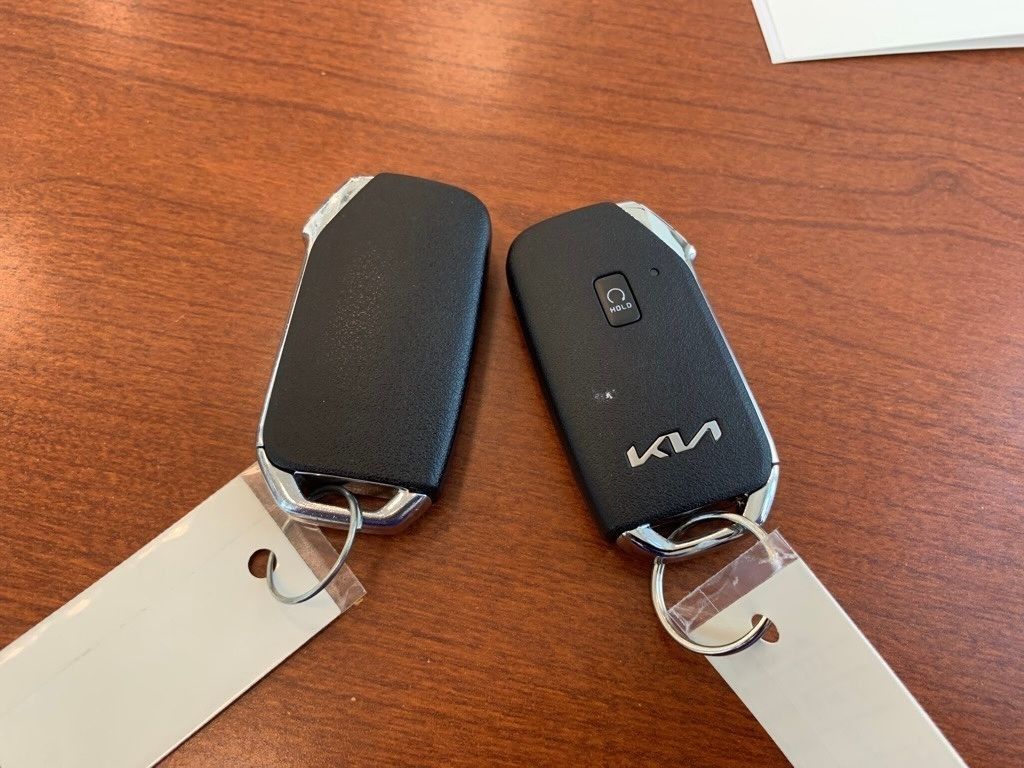 2023 Kia Sportage Hybrid LX photo 10