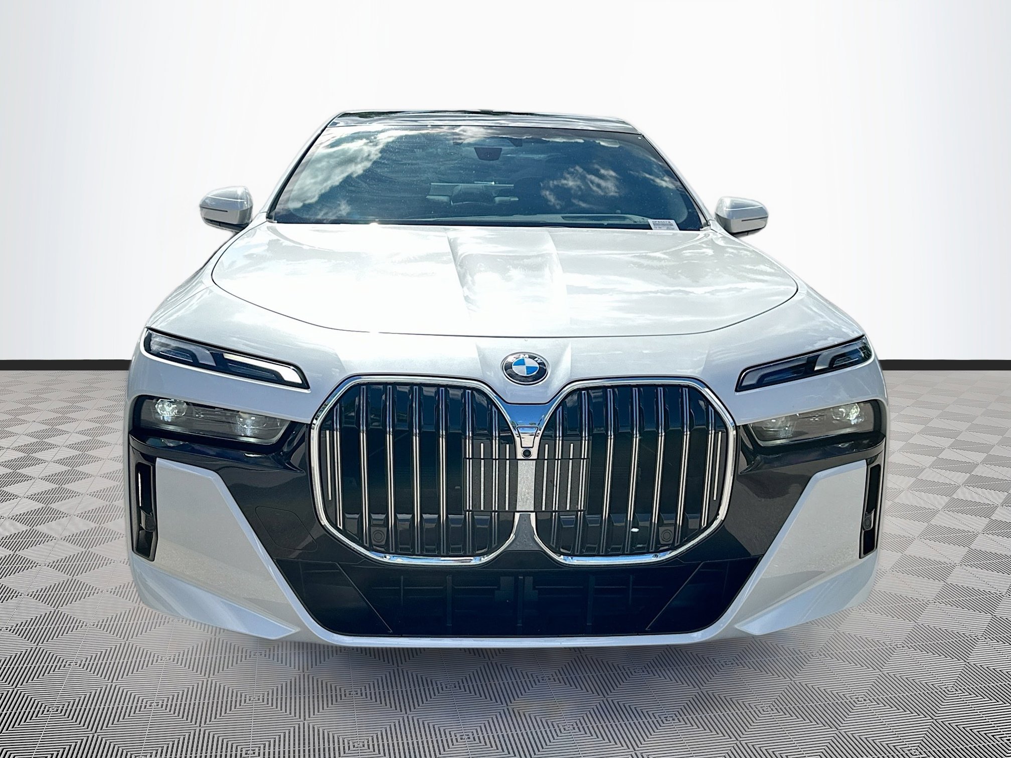 2024 Bmw 760i xDrive photo 2