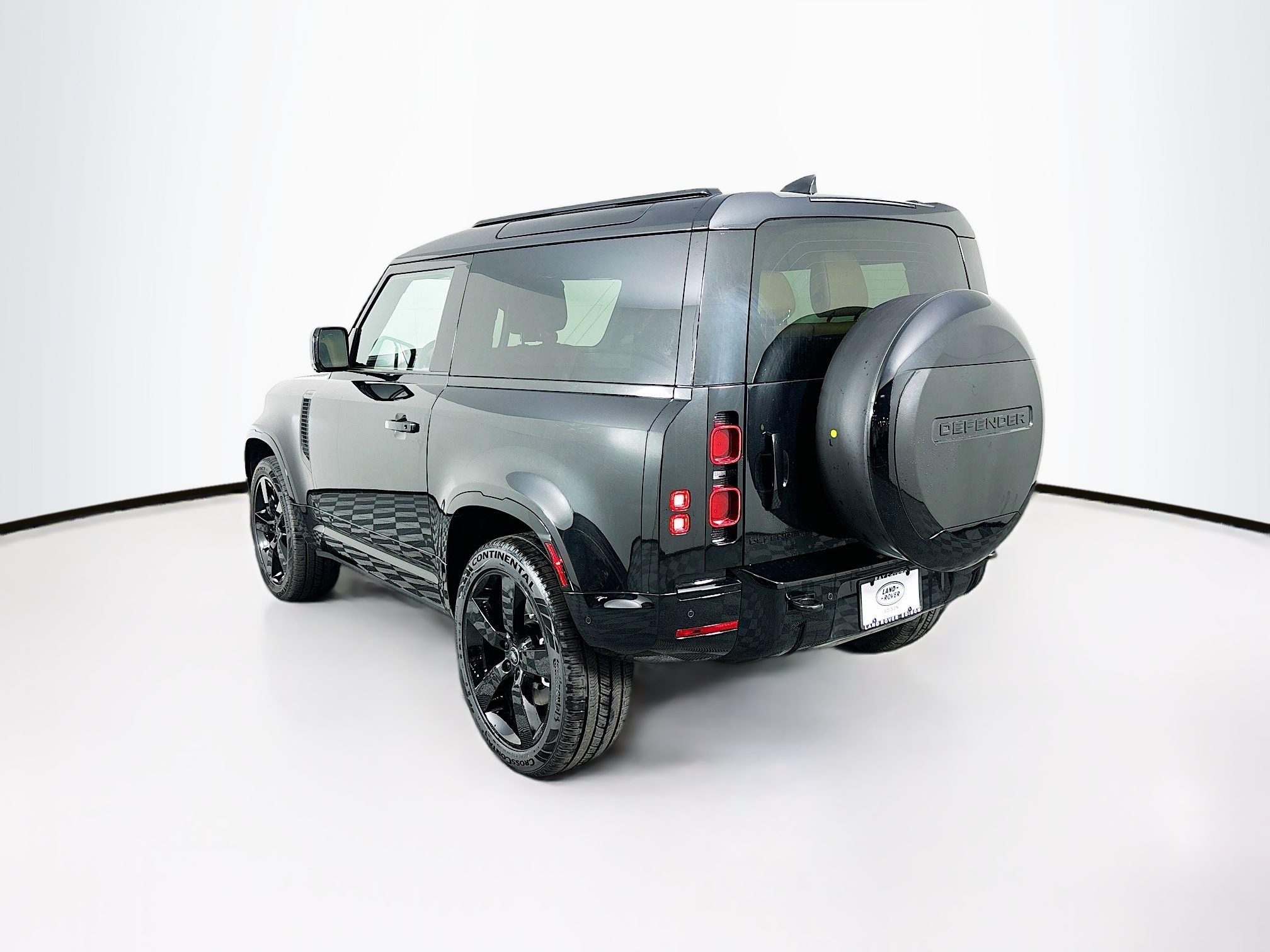 2025 Land Rover Defender 90 X-Dynamic SE photo 7