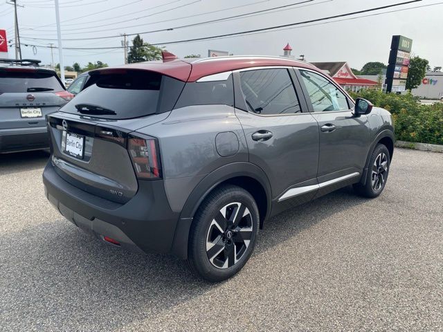 2025 Nissan Kicks SV photo 3