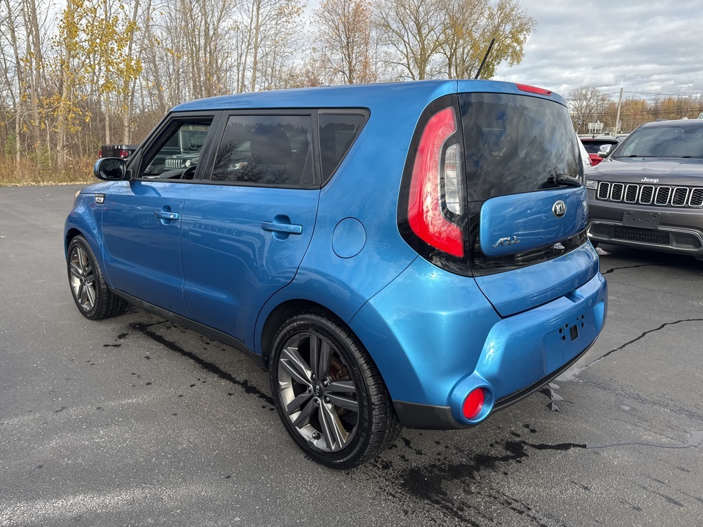 2015 Kia Soul Plus photo 2