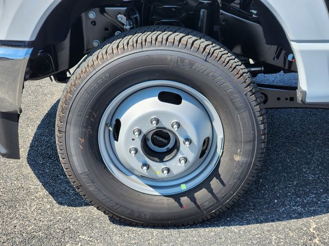 2026 Ford F-350 XL photo 10