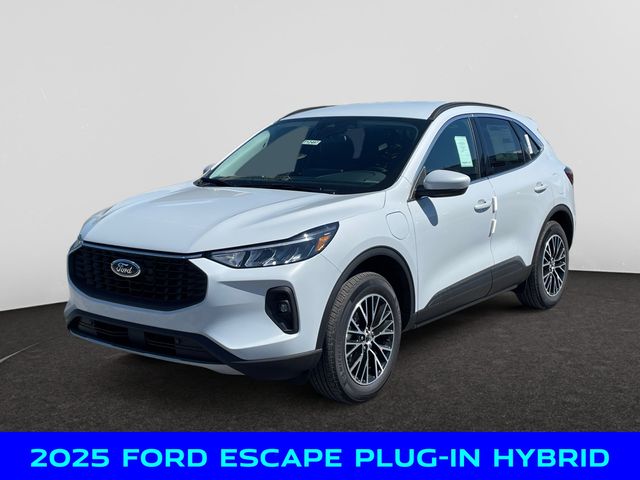 2025 Ford Escape PHEV's photo