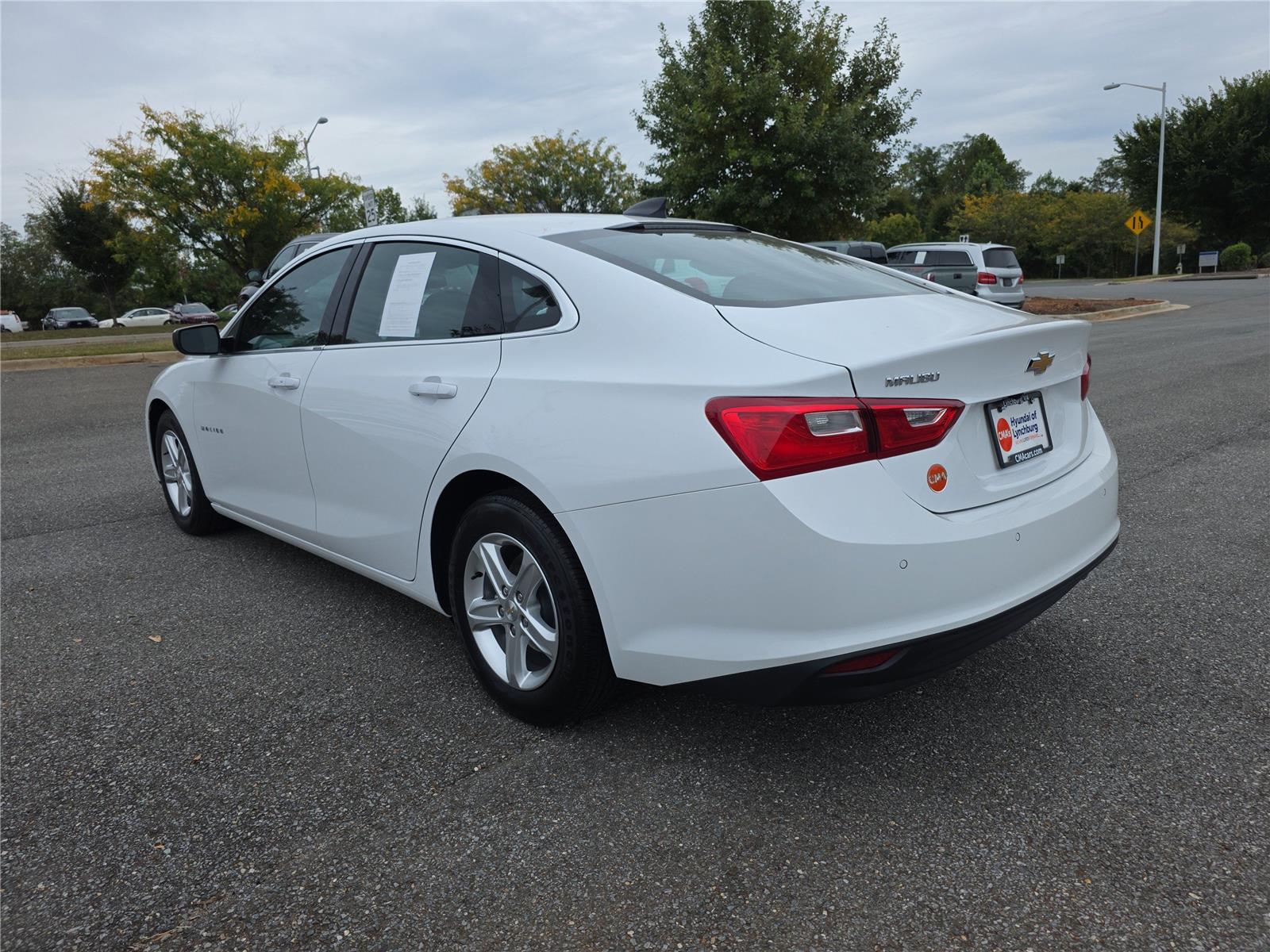 2023 Chevrolet Malibu LS photo 4