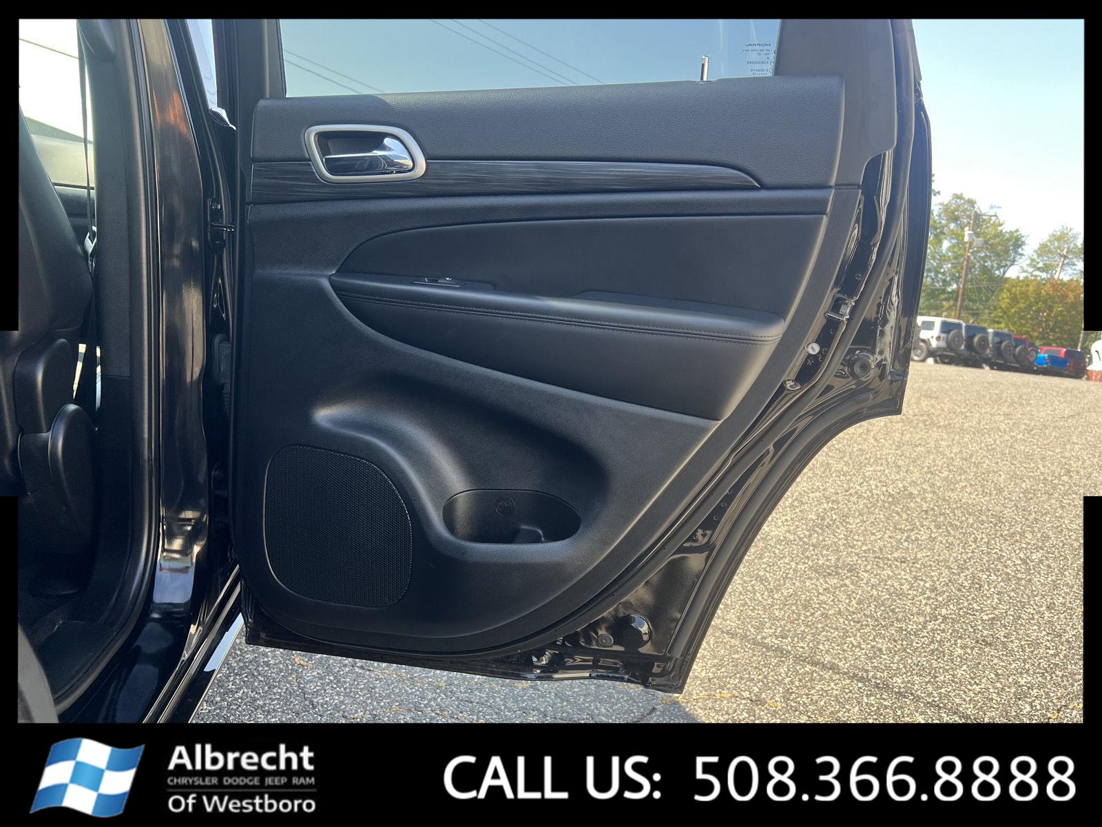 2022 Jeep Grand Cherokee Laredo X SE Altitude photo 17