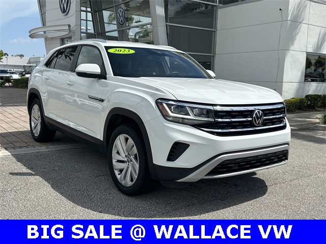 2023 Volkswagen Atlas Cross Sport V6 SE Technology photo 3