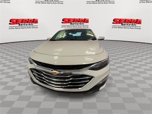 2025 Chevrolet Malibu 1LT photo 4