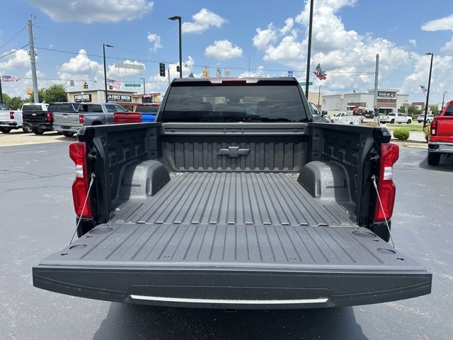 2025 Chevrolet Silverado 1500 LT Trail Boss photo 4