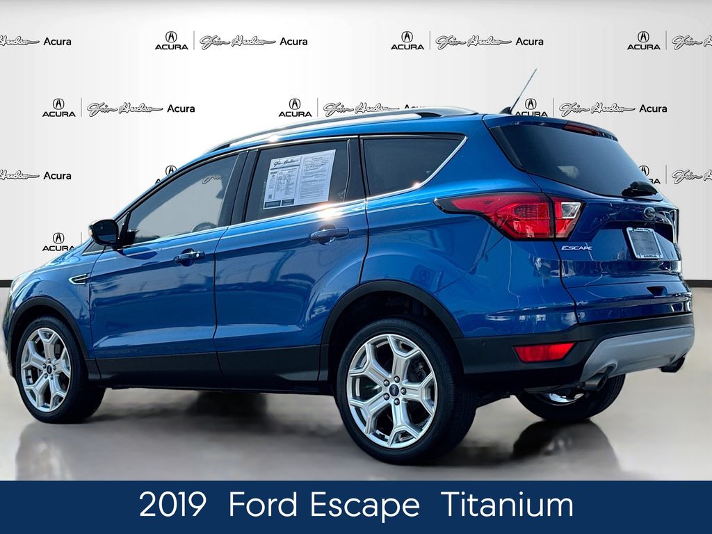 2019 Ford Escape Titanium photo 4