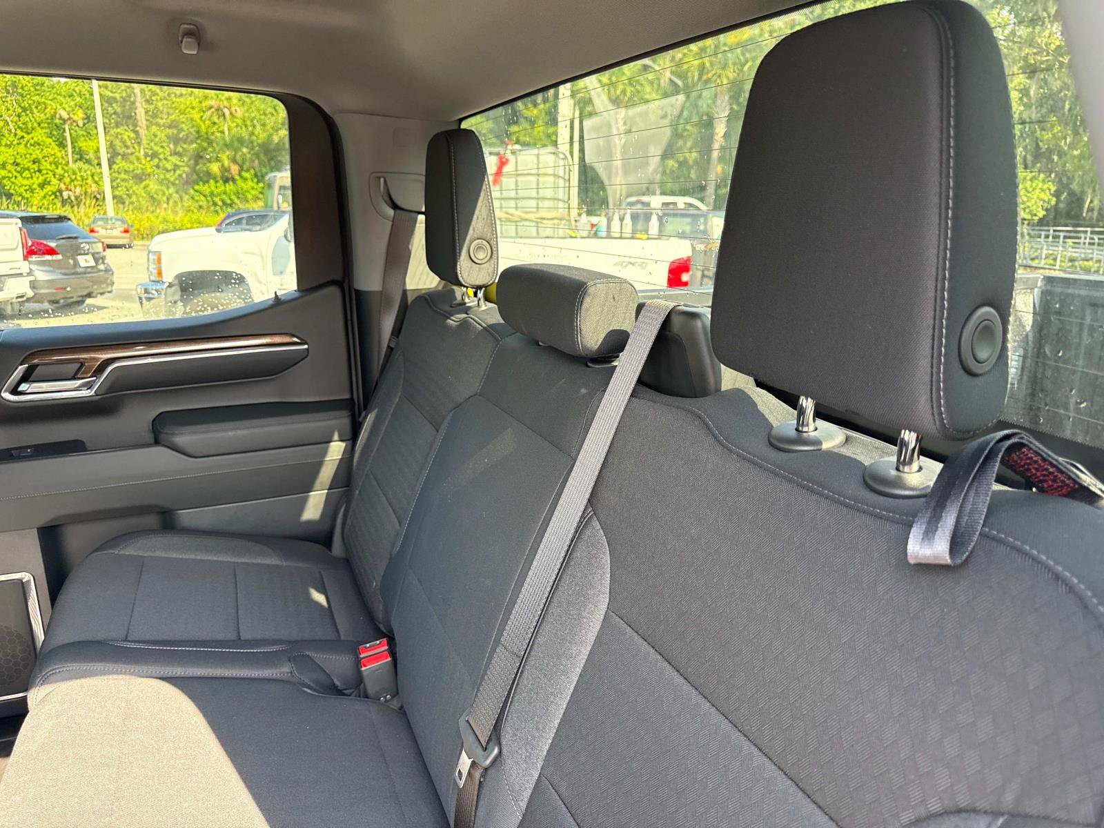 2024 Chevrolet Silverado 1500 RST photo 16