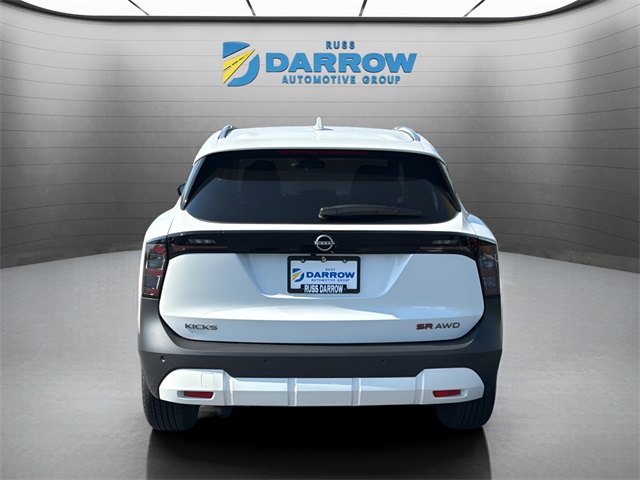 2025 Nissan Kicks SR photo 3
