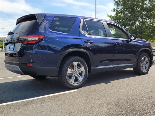 2025 Honda Pilot EX-L photo 3