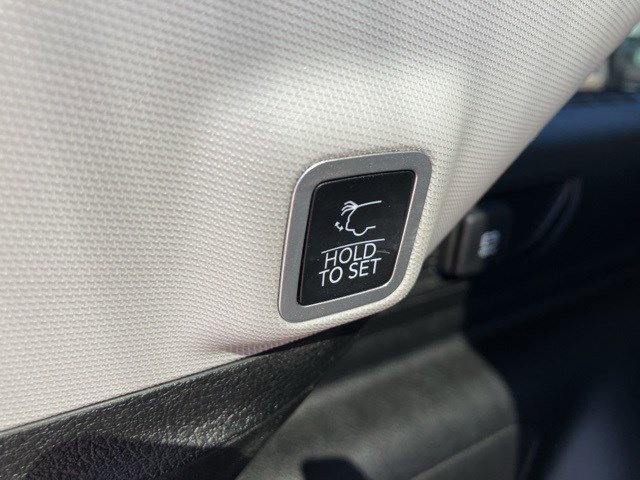 2023 Jeep Cherokee 4xe photo 24