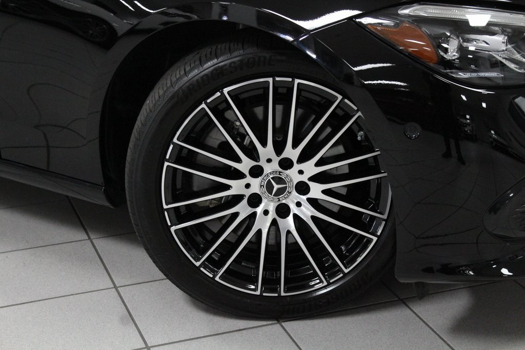 2025 Mercedes Benz C 300 4MATIC photo 3