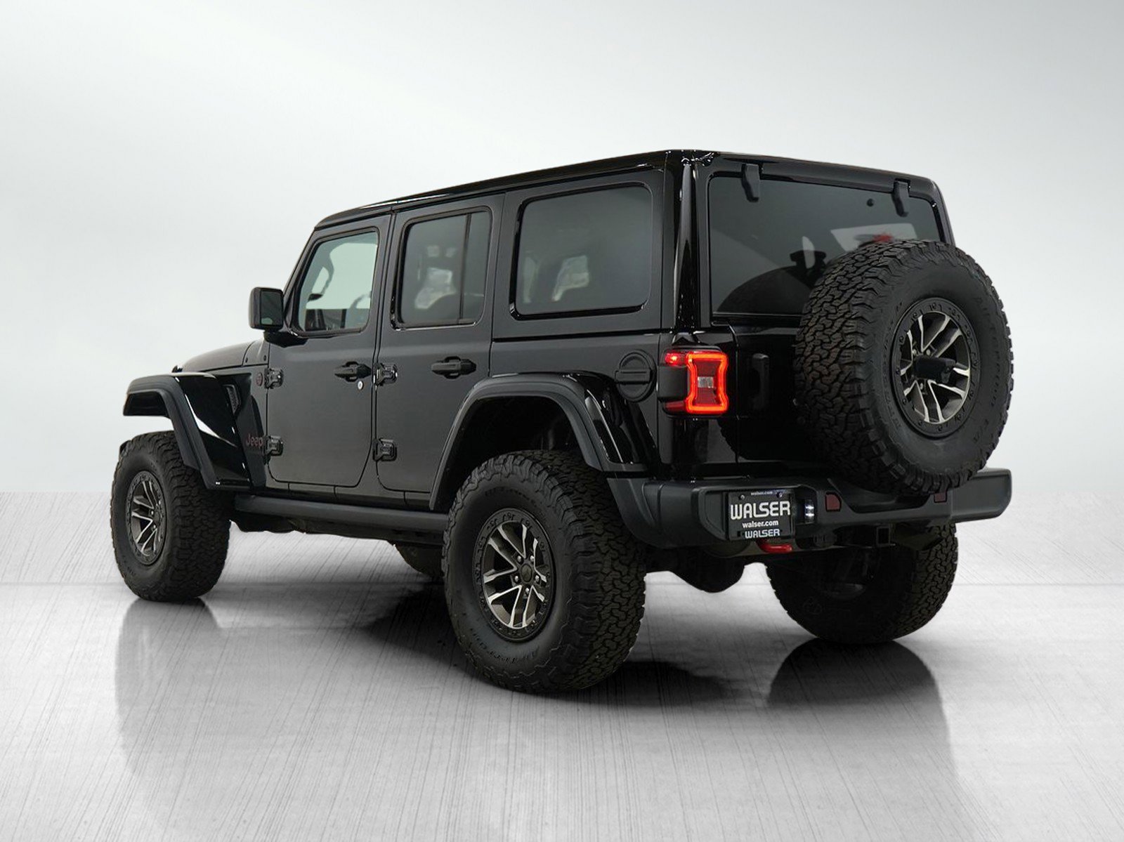 2023 Jeep Wrangler Rubicon photo 3