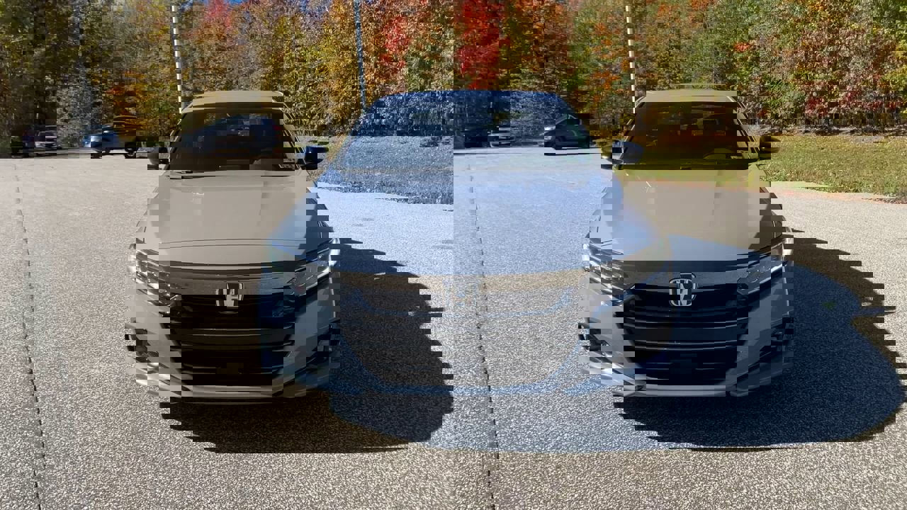 2022 Honda Accord Sport Hybrid photo 3
