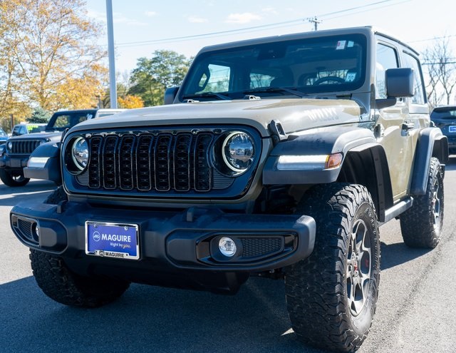 2025 Jeep Wrangler Willys photo 2