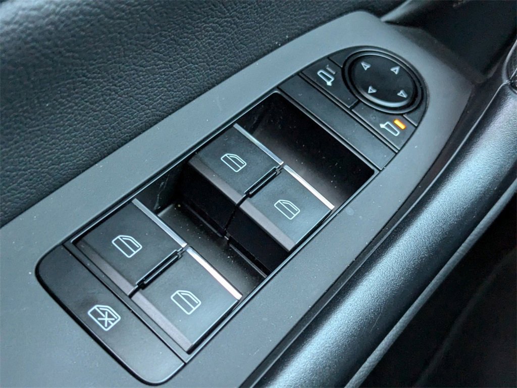 2024 Mazda CX-50 2.5 S Preferred photo 20