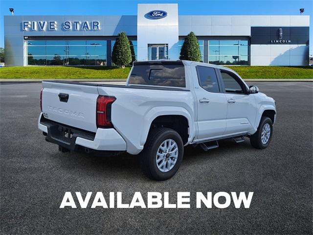 2024 Toyota Tacoma SR5 photo 8