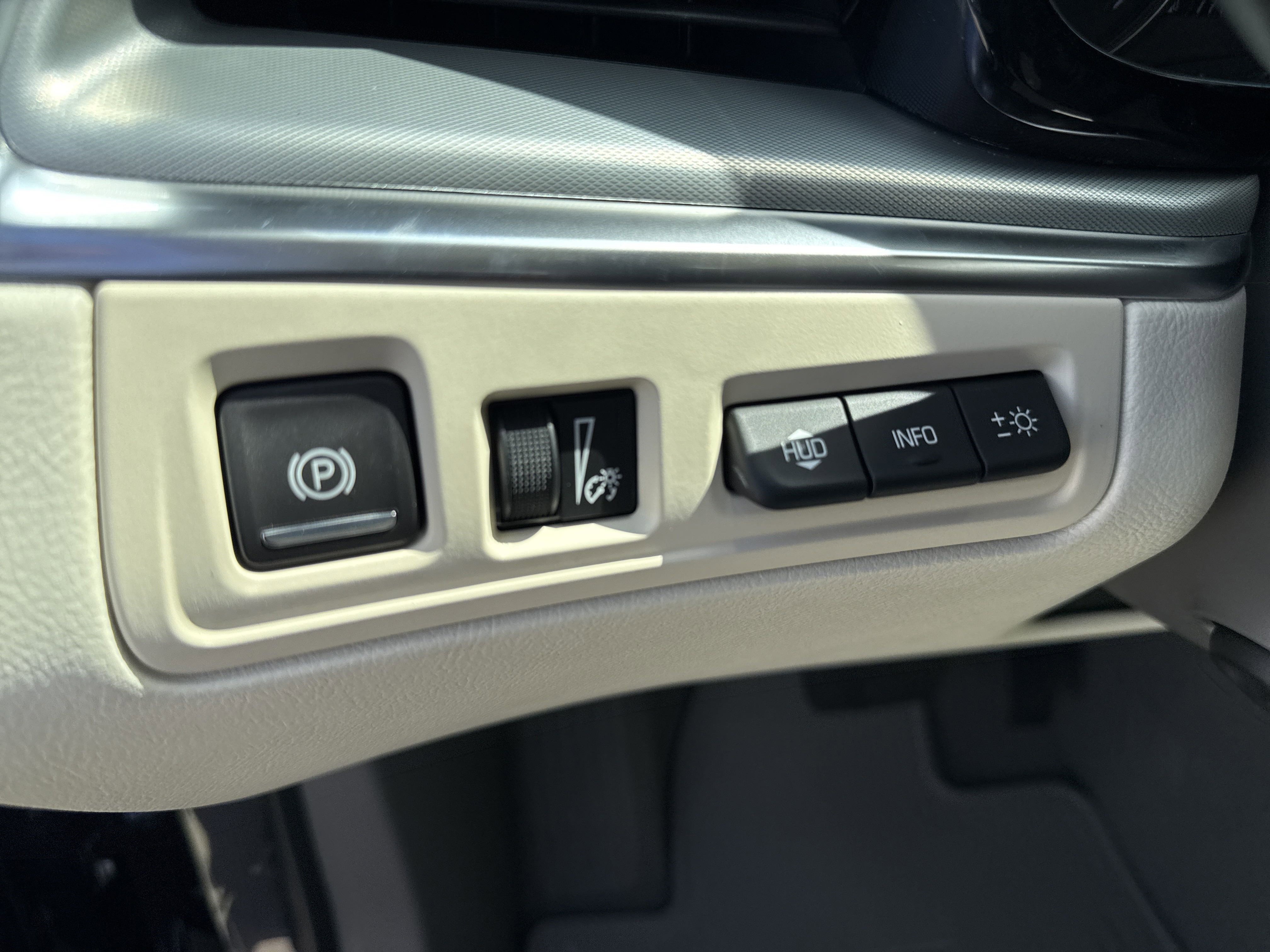 2025 Cadillac XT5 Premium Luxury photo 12