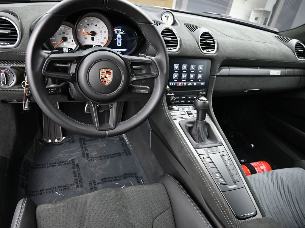 2024 Porsche Cayman GT4 RS photo 4