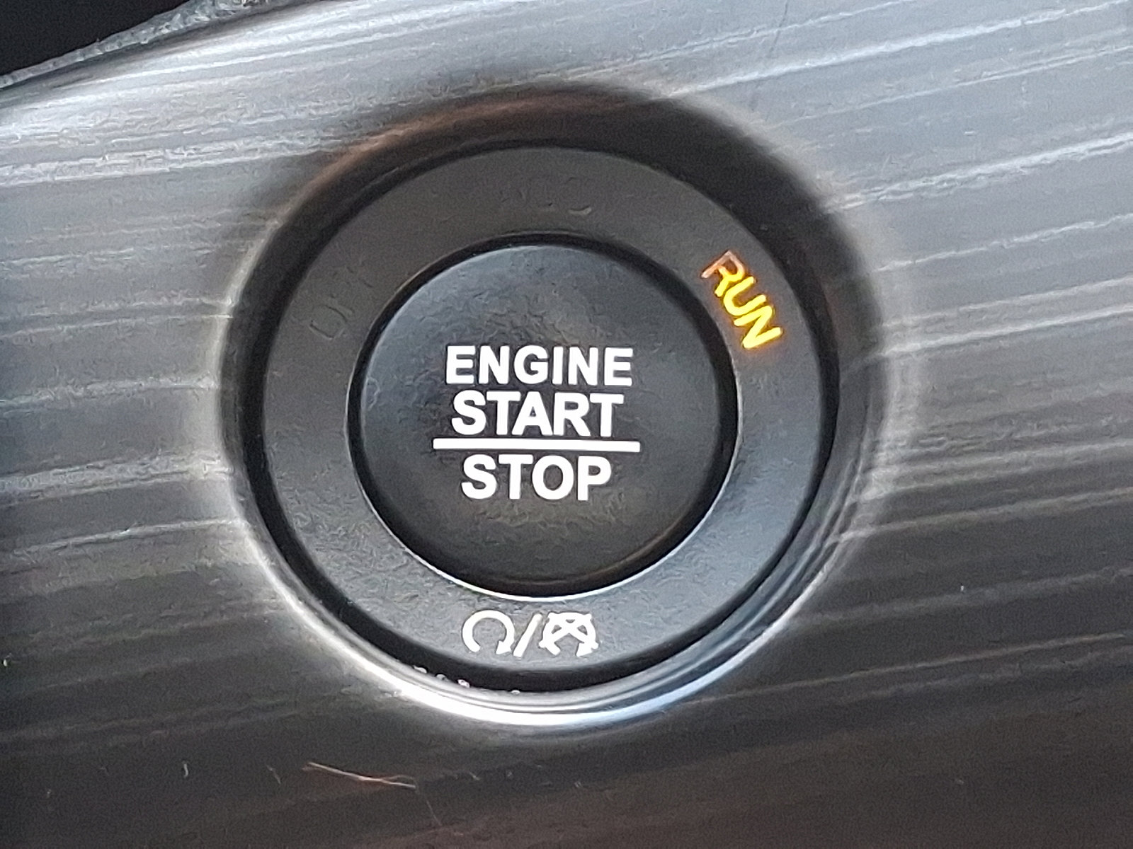 2020 Jeep Grand Cherokee Altitude photo 21