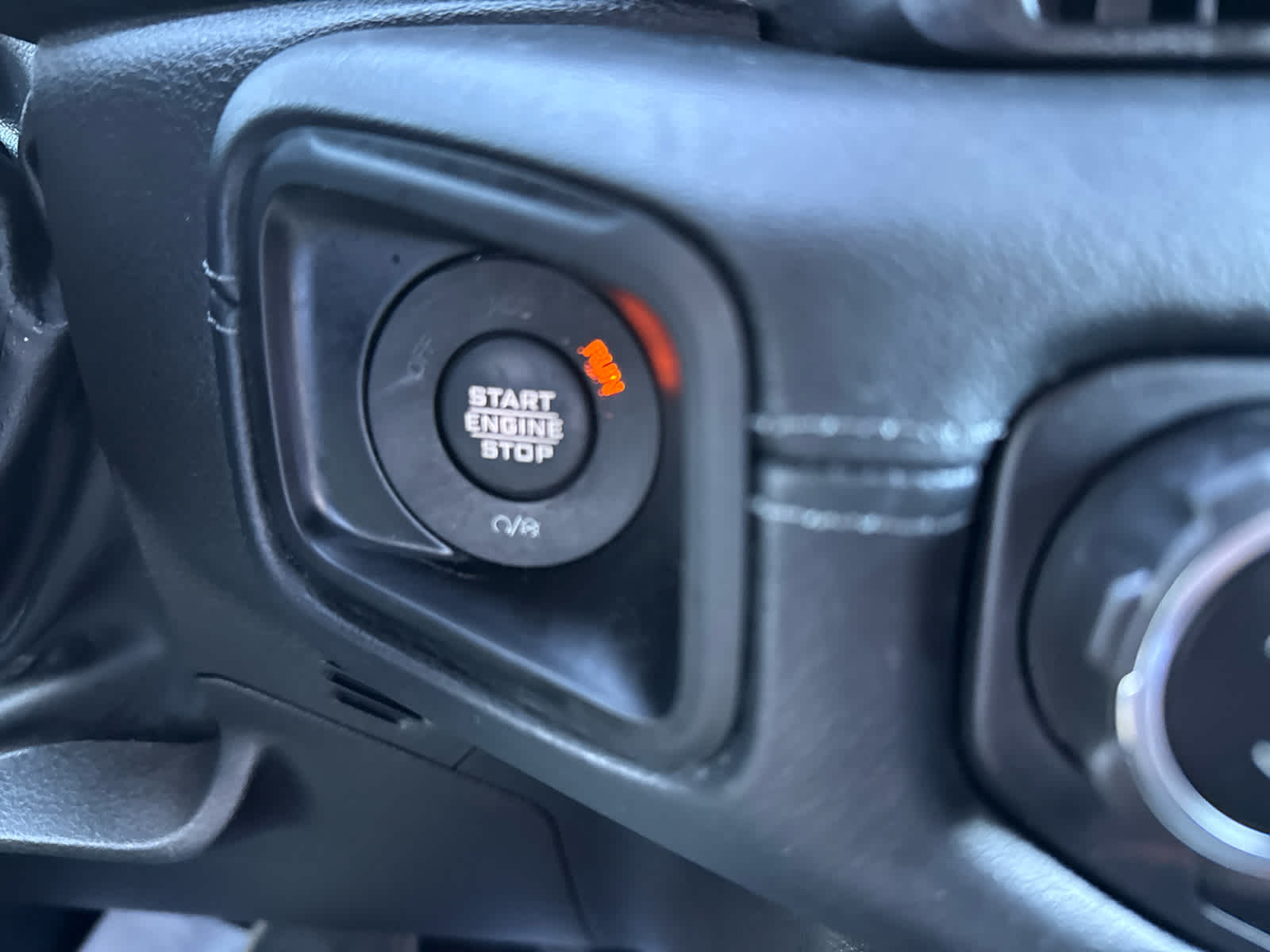 2024 Jeep Wrangler 4xe Sahara photo 17
