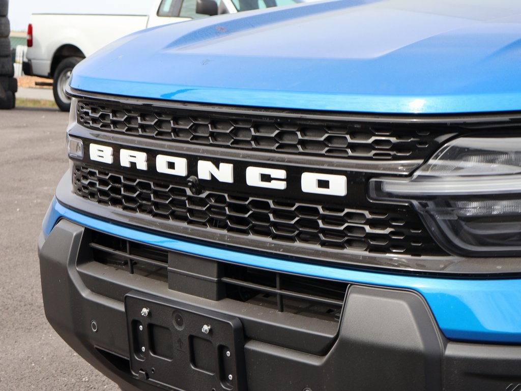 2025 Ford Bronco Sport Outer Banks photo 2
