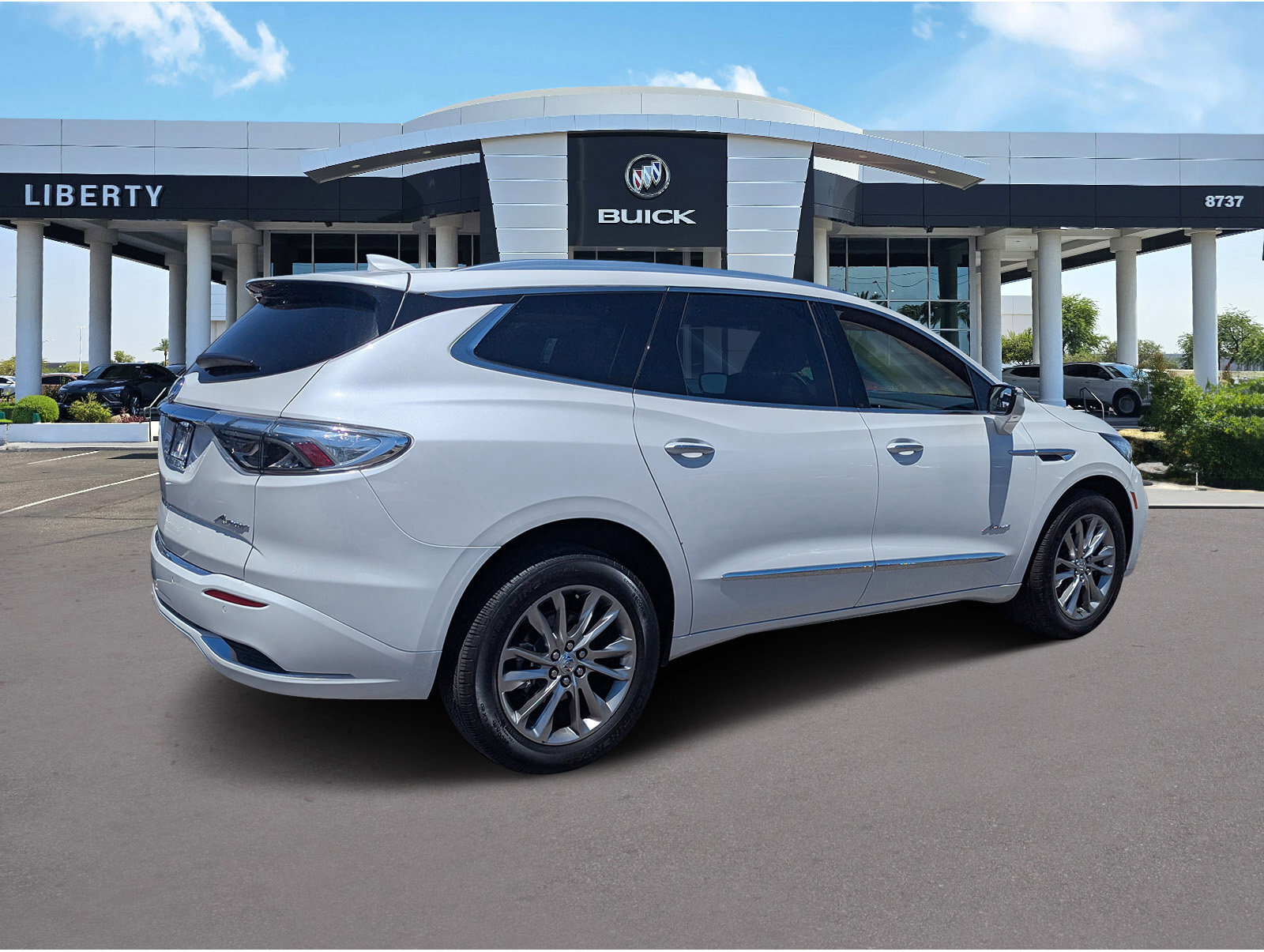 2024 Buick Enclave Avenir photo 2