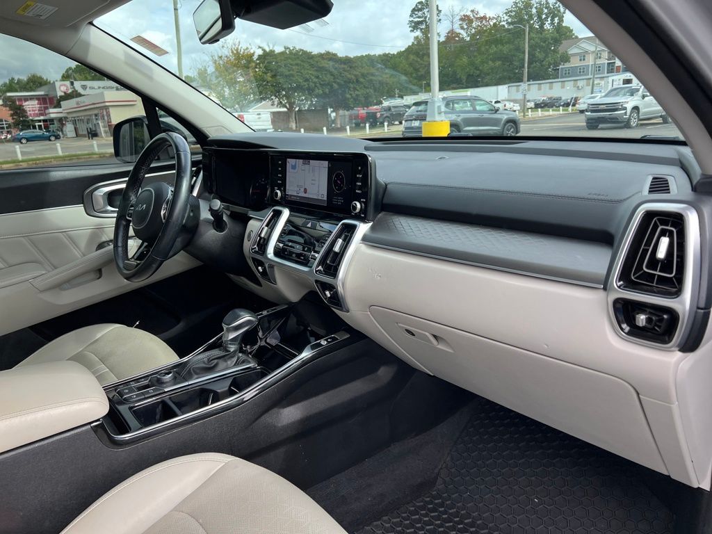 2022 Kia Sorento SX photo 23