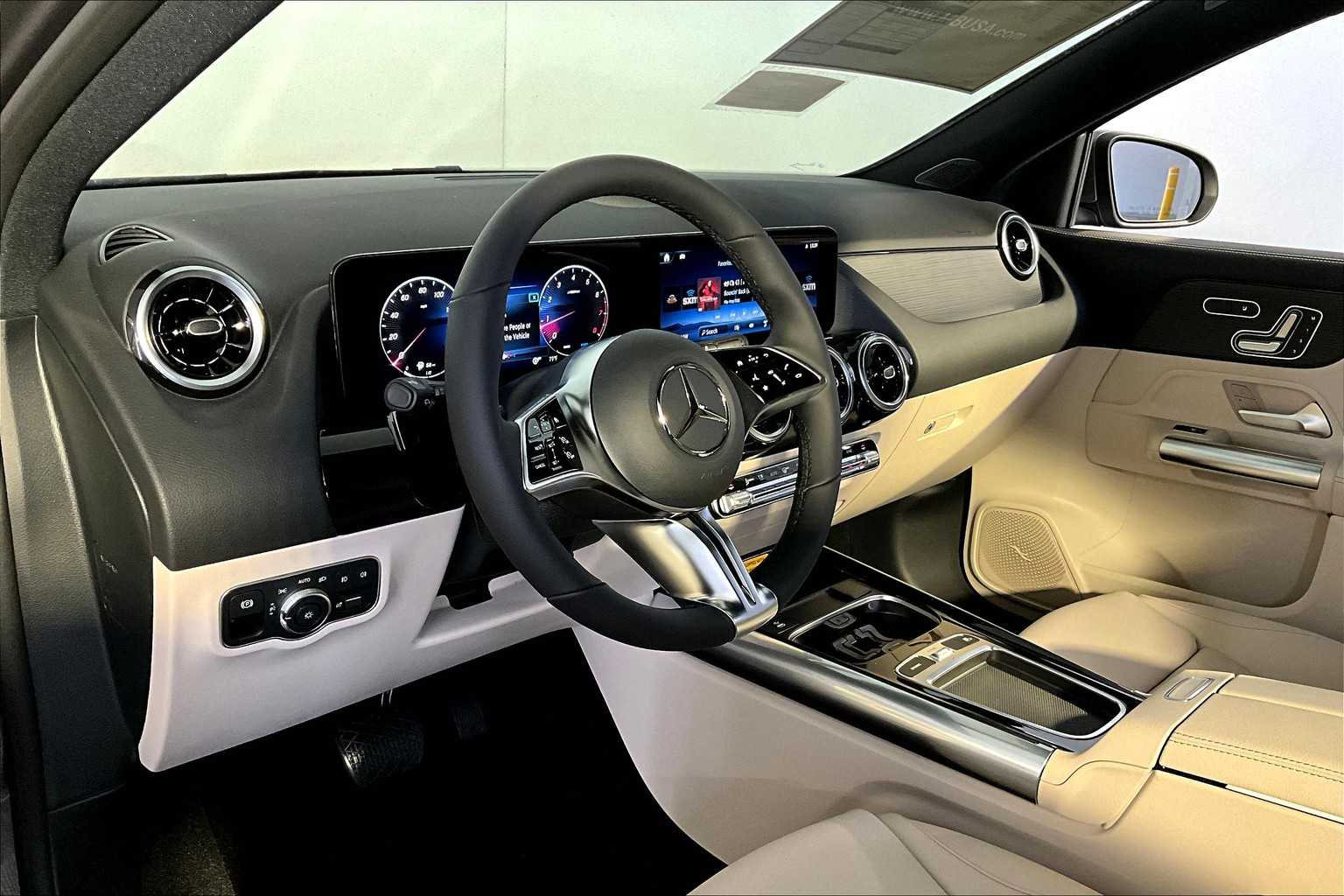 2026 Mercedes Benz GLA 250 4MATIC photo 8