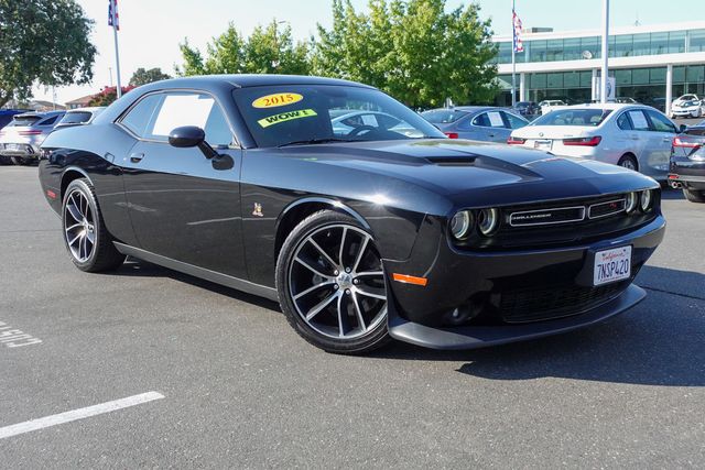 2015 Dodge Challenger R/T Scat Pack photo 3