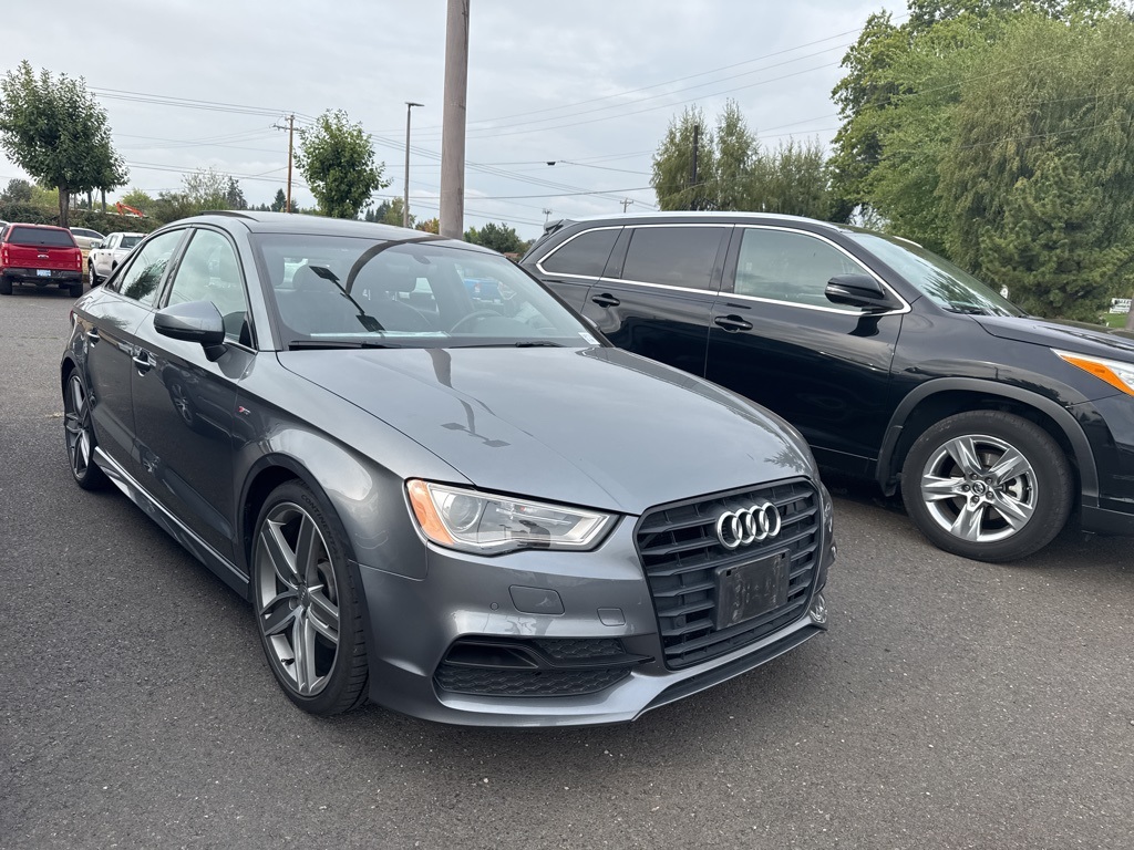 2016 Audi A3 1.8T Premium photo 4