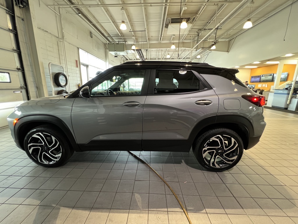 2025 Chevrolet Trailblazer RS photo 2