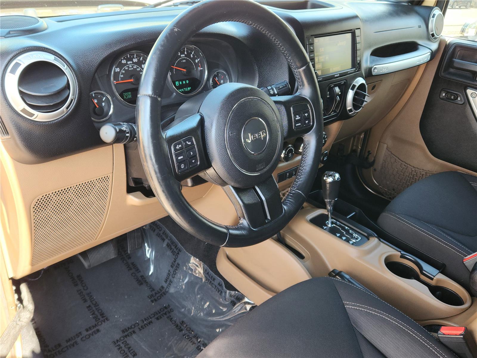2015 Jeep Wrangler Sahara photo 8