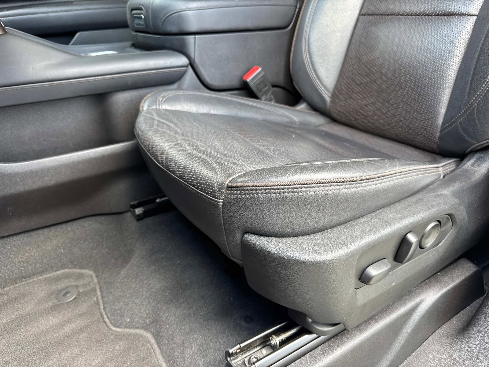 2021 Chevrolet Tahoe High Country photo 22